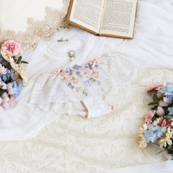 [}C]WFV[ qbvnO/T}iRisa Maglij IWi065j