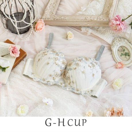 [^ԁFN0564602]y킽ݍރt[V[zTClÂԂ`[tɂȃV[YłBŜɎU΂߂TClÂԂ́A11̃̓ɕω邱ƂŁAԔɂ悤ȉ؂₩ȕ͋CɁBNƊۂ݂̂s⏬ԒBӂ񂾂ɂ炢AtF~jȈۂɎdオ܂BTChɂ͏ȃyÃAbvPYāA炵㉟܂B炩Fx[XɁA▭ȃJ[OɐSƂ߂IvoryEMustardEPink3FœWJBTClẢԌtuсvu]v̂悤ɁAgɒ邾łƏΊ炪炭悤ȃT}RNVłBp^[wGlamor Bra^oXgAbv^CvxGJbv`pɐ݌vꂽp^[łBTChplƃJbṽ{[AOSŃ{[̂oXgvbVAbvȂx܂Bȕɂ߂łyȒSnƈ芴~{[̂oXgƎxidlE3/4JbvEC[ETCh{[ijEO\pbhȂipbh|Pbg͂jEzbNF3i~3EXgbv߉\iOsj֘AACẽACe͈ȉ育mFBE64600 uW[iBECjE64601 uW[iDEEEFjE64602 uW[iGEHjE44603 ₷݃uiMELjE44604 ₷݃uiLLjE44605 ₷݃ui3LjE74600 m[}V[cE74601 [XV[cE74604 TobNE74606 Tj^[E14601 JbvtXbvƖ̊֌WɂAۂFČꍇ܂B܂Ap\REX}[gtHȂǂ̊ɂA኱iƉ摜̃J[قȂꍇ܂B