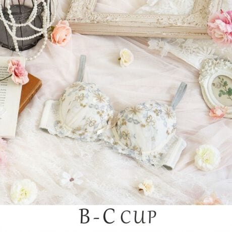 [^ԁFN0564600]y킽ݍރt[V[zTClÂԂ`[tɂȃV[YłBŜɎU΂߂TClÂԂ́A11̃̓ɕω邱ƂŁAԔɂ悤ȉ؂₩ȕ͋CɁBNƊۂ݂̂s⏬ԒBӂ񂾂ɂ炢AtF~jȈۂɎdオ܂BTChɂ͏ȃyÃAbvPYāA炵㉟B炩Fx[XɁA▭ȃJ[OɐSƂ߂IvoryEMustardEPink3FœWJĂ܂BTClẢԌtuсvu]v̂悤ɁAgɒ邾łƏΊ炪炭悤ȃT}RNVłBp^[wSweet RichiXEB[gb`jxŇ^킸tBbg₷ARisa Magli̒łԃi`ȃp^[łB^̃pbhŃLCȒJԂoAۂ݂ƃ{[ŏ炵炵C܂Bȕɂ߂łӂۂ݂̂oXgCDȕJԂ{[̂ȕoXgɍERisa MaglĩuW[߂ĂpidlE3/4JbvEC[ETCh{[ijEO\pbhtEpbhfށF|GXeisDzjEzbNF2i~3EXgbv߉\iOsj֘AACẽACe͈ȉ育mFBE64600 uW[iBECjE64601 uW[iDEEEFjE64602 uW[iGEHjE44603 ₷݃uiMELjE44604 ₷݃uiLLjE44605 ₷݃ui3LjE74600 m[}V[cE74601 [XV[cE74604 TobNE74606 Tj^[E14601 JbvtXbvƖ̊֌WɂAۂFČꍇ܂B܂Ap\REX}[gtHȂǂ̊