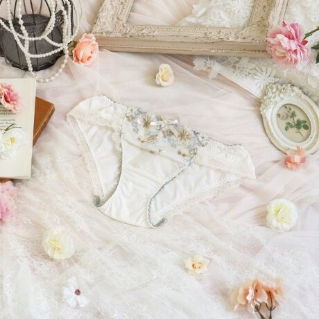 [^ԁFN0574600]y킽ݍރt[V[zTClÂԂ`[tɂȃV[YłBŜɎU΂߂TClÂԂ́A11̃̓ɕω邱ƂŁAԔɂ悤ȉ؂₩ȕ͋CɁBNƊۂ݂̂s⏬ԒBӂ񂾂ɂ炢AtF~jȈۂɎdオ܂BtgTChɂ̓[XYāA炵㉟܂B炩Fx[XɁA▭ȃJ[OɐSƂ߂IvoryEMustardEPink3FœWJBTClẢԌtuсvu]v̂悤ɁAgɒ邾łƏΊ炪炭悤ȃT}RNVłBACeEpx[VbNȃrLj^CṽV[cłBV[c̑ɂ̓[XgpA{gXւɂȂĂ܂BEGXgɂ͐Lт̂悢Sgp邱ƂŁADɃtBbg܂BƂC̗ǂSnłBTCYMFqbv 87`95cmLFqbv 92`100cmidlEobNLkFEtgF኱聃֘AACẽACe͈ȉ育mFBE64600 uW[iBECjE64601 uW[iDEEEFjE64602 uW[iGEHjE44603 ₷݃uiMELjE44604 ₷݃uiLLjE44605 ₷݃ui3LjE74600 m[}V[cE74601 [XV[cE74604 TobNE74606 Tj^[E14601 JbvtXbvƖ̊֌WɂAۂFČꍇ܂B܂Ap\REX}[gtHȂǂ̊ɂA኱iƉ摜̃J[قȂꍇ܂B