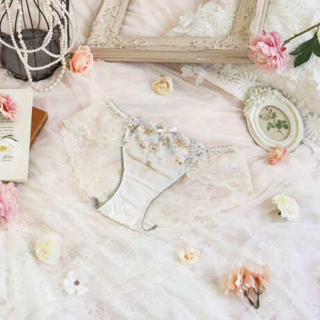 [^ԁFN0574601]y킽ݍރt[V[zTClÂԂ`[tɂȃV[YłBŜɎU΂߂TClÂԂ́A11̃̓ɕω邱ƂŁAԔɂ悤ȉ؂₩ȕ͋CɁBNƊۂ݂̂s⏬ԒBӂ񂾂ɂ炢AtF~jȈۂɎdオ܂BobNX^Cɂ͏ȃyÃAbvPYāA炵㉟܂B炩Fx[XɁA▭ȃJ[OɐSƂ߂IvoryEMustardEPink3FœWJBTClẢԌtuсvu]v̂悤ɁAgɒ邾łƏΊ炪炭悤ȃT}RNVłBACeEpgn͑[XɂȂĂALk̂郌[XɐSn悭tBbg܂Bɂ̓SgĂȂ̂ŐH܂AƂSnłB{gXւV[cC܂BʋC悭AKɂp܂BÂA_߂ȂʊӂfUCAOWA[ȑl͋̕Co܂BTCYMFqbv 87`95cmLFqbv 92`100cmidlEobNLkFEtgF኱聃֘AACẽACe͈ȉ育mFBE64600 uW[iBECjE64601 uW[iDEEEFjE64602 uW[iGEHjE44603 ₷݃uiMELjE44604 ₷݃uiLLjE44605 ₷݃ui3LjE74600 m[}V[cE74601 [XV[cE74604 TobNE74606 Tj^[E14601 JbvtXbvƖ̊֌WɂAۂFČꍇ܂B܂Ap\REX}[gtHȂǂ̊ɂA኱iƉ摜̃J[قȂꍇ܂B