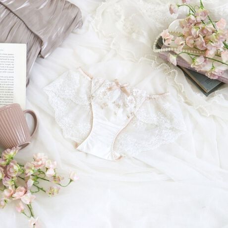 [^ԁFN0574641]yNVJȃEFfBOhX܂ƂāzAeB[N[XEFfBOhXC[WV[YłB[Xɂ͂肰Ȃ`FbNقǂƂŁANVJȕ\ɁBU΂߂ꂽԂ̓pbJ[@炢A؂₩ŗ̓IȈۂvX܂BŜɂقǂ@ׂȃALLƏiȋPo܂BJ[̓EFfBOhXAzAl̋CiӂWhiteEGrayEMint̃g[œWJĂ܂BACeEpgn͑[XɂȂĂALk̂郌[XɐSn悭tBbg܂Bɂ̓SgĂȂ̂ŐH܂AƂSnłB{gXւV[cC܂BʋC悭AKɂp܂BÂA_߂ȂʊfUCAOWA[ȑl͋̕Co܂BTCYMFqbv 87`95cmLFqbv 92`100cmidlEobNLkFEtgF኱聃֘AACẽACe͈ȉ育mFBE64640 uW[iBECjE64641 uW[iDEEEFjE64642 uW[iGEHEIjE74640 m[}V[cE74641 [XV[cE74644 TobNE74646 Tj^[E14640 XbvƖ̊֌WɂAۂFČꍇ܂B܂Ap\REX}[gtHȂǂ̊ɂA኱iƉ摜̃J[قȂꍇ܂B