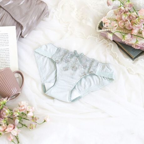 [^ԁFN0574646]yNVJȃEFfBOhX܂ƂāzAeB[N[XEFfBOhXC[WV[YłB[Xɂ͂肰Ȃ`FbNقǂƂŁANVJȕ\ɁBU΂߂ꂽԂ̓pbJ[@炢A؂₩ŗ̓IȈۂvX܂BŜɂقǂ@ׂȃALLƏiȋPo܂BJ[̓EFfBOhXAzAl̋CiӂWhiteEGrayEMint̃g[œWJĂ܂BACeEpRisa MaglĩTj^[V[ćAuW[ƃyAŃfUC肵Ă܂Bu[ȓłR[fBl[gyŗJTȋCHAPPYɁBȊ肢߂Ă͂܂B[fނgpAC̗ǂSnŃXgXt[ɂ܂BNb`̓JTJTƉȂɂA̗Ƃ₷hzgpĂ܂Bɂ̓[XgpA{gXւɂȂĂ܂BTCYMFqbv 87`95cmLFqbv 92`100cmidlEobNLkFENb`hzgp֘AACẽACe͈ȉ育mFBE64640 uW[iBECjE64641 uW[iDEEEFjE64642 uW[iGEHEIjE74640 m[}V[cE74641 [XV[cE74644 TobNE74646 Tj^[E14640 XbvƖ̊֌WɂAۂFČꍇ܂B܂Ap\REX}[gtHȂǂ̊ɂA኱iƉ摜̃J[قȂꍇ܂B