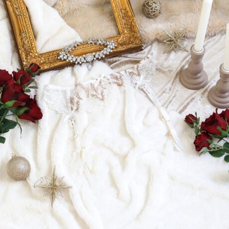 [^ԁFN0504679]yXbOēʂȃNX}XzNX}Xɂ͌ȂXbOǏ`[tɂAT}̃NX}XRNVłBAVg[ɃJbeBO[Xɂ́AŜɊ􉽊w͗l炢AЂƂ؂₩ȎdオɁBӂ񂾂ɃhJāACiӂPƎaVȃJ[OAGKgȑl̃NX}Xo܂Btg̃{ɂ͗h郉CXg[AXgbvɂ̓{ƃT[Jbg̃AbvP炢A炵vX܂BN1x̃NX}XV[ÝARisa MaglĩWF[ŃqCɁBN̔o uRisa Magli Reinei[kjvuh̐Eςy݂BTCYMFqbv 87`95cmidlEXgbv߉\EzbNF1i~3EXibvtiv4j֘AACẽACe͈ȉ育mFBE64670 uW[iBECjE64671 uW[iDEEEFjE64672 uW[iGEHjE54673 \tguE74670 m[}V[cE74671 [XV[cE74672 XyV{V[cE74674 TobNE14670 XbvE94679 xr[h[ZbgE34675 J[fBKE04679 K[^[xgƖ̊֌WɂAۂFČꍇ܂B܂Ap\REX}[gtHȂǂ̊ɂA኱iƉ摜̃J[قȂꍇ܂B