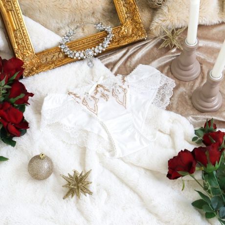 [^ԁFN0574670]yXbOēʂȃNX}XzNX}Xɂ͌ȂXbOǏ`[tɂAT}̃NX}XRNVłB[Xɂ͊􉽊w͗lT[Jbg̃AbvP炢A؂₩ŉŝdオɁBӂ񂾂ɃhJāACiӂPƎaVȃJ[OAGKgȑl̃NX}Xo܂Btg̃{ɂ͗h郉CXg[AobNX^Cɂ̓{Əȃz[炢A炵vX܂BN1x̃NX}XV[ÝARisa MaglĩWF[ŃqCɁBN̔o uRisa Magli Reinei[kjvuh̐Eςy݂BACeEpx[VbNȃrLj^CṽV[cłBV[c̑ɂ̓[XgpA{gXւɂȂĂ܂BEGXgɂ͐Lт̂悢Sgp邱ƂŁADɃtBbg܂BƂC̗ǂSnłBTCYMFqbv 87`95cmLFqbv 92`100cmidlEobNLkFEtgF聃֘AACẽACe͈ȉ育mFBE64670 uW[iBECjE64671 uW[iDEEEFjE64672 uW[iGEHjE54673 \tguE74670 m[}V[cE74671 [XV[cE74672 XyV{V[cE74674 TobNE14670 XbvE94679 xr[h[ZbgE34675 J[fBKE04679 K[^[xgƖ̊֌WɂAۂFČꍇ܂B܂Ap\REX}[gtHȂǂ̊ɂA኱iƉ摜̃J[قȂꍇ܂B