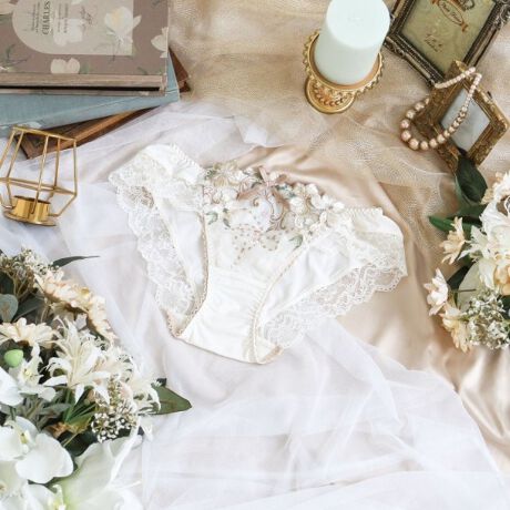 [^ԁFN0574690]yȂރJTuJ̉Ԃ̂悤Ɂz̏AJTuĴԂC[WV[YłBJTuJ`[tɂCpNĝ邨Ԃ́Ax̂Xeb`Ŕ򊴂oB[v^bẐ悤ȃhbg̃{Aʂȃ`[t_ɑgݍ킹āAǂGXjbN̂ۂɎdオ܂B̏ォJTuJ̃AbvPd˂邱ƂŁAtg̃Gu[XƂ͈قȂJ[OA11؂ŉŝfUCɁB̋PƃJTuJ̍MȋCiӂ鐢EςAv킸ڂЂRNVłB̂ӂƂ܂ÂւƕςĂ܂悤ȃACeɂȂ܂悤ɁBN̔o yRisa Magli Reinei[kjzuh̐Eςy݂BACeEpx[VbNȃrLj^CṽV[cłBV[c̑ɂ̓[XgpA{gXւɂȂĂ܂BEGXgɂ͐Lт̂悢Sgp邱ƂŁADɃtBbg܂BƂC̗ǂSnłBTCYMFqbv 87`95cmLFqbv 92`100cmidlEobNLkFEtgF聃֘AACẽACe͈ȉ育mFBE64690 uW[iBECjE64691 uW[iDEEEFjE64692 uW[iGEHjE44693 ₷݃uiMELjE44694 ₷݃uiLLjE44695 ₷݃ui3LjE74690 m[}V[cE74691 [XV[cE74692 {V[cE74694 TobNE74696 Tj^[E14690 XbvƖ̊֌WɂAۂFČꍇ܂B܂Ap\REX}[gtHȂǂ̊ɂA኱iƉ摜̃J[قȂꍇ܂B