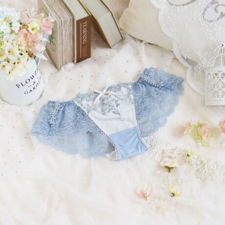 [^ԁFN0574711]yɍ炭AbT̂Ԃ~l߂āzlC𔎂u[ivAVJ[ăoCoBJ[ybgɍ炫ق鏬炵AbT̂悤ɁAԂӂɔ~l߂fUCłB򊴂̂Ԃт͂܂ŕΔ̂悤ŁAԐcɂꂽ̃LLƂ߂AL[gȈۂ^Ă܂Btgɂ͏Ԃ̃u[PC[WfUCATChւ̓AbvPvX؂₩ŏ̎q炵͋CɁBŜɃzCg̎hJłԂXgb`[X炢Aו܂ŐS䂩ACeɎdオ܂BAbT̉ԌtuDvu䂩v̂悤ɁA炩DӂiȃJ[WJɂȂĂ܂BACeEpgn͑[XɂȂĂALk̂郌[XɐSn悭tBbg܂Bɂ̓SgĂȂ̂ŐH܂AƂSnłB{gXւV[cC܂BʋC悭AKɂp܂BÂA_߂ȂʊfUCAOWA[ȑl͋̕Co܂BTCYMFqbv 87`95cmLFqbv 92`100cmidlEobNLkFEtgF኱聃֘AACẽACe͈ȉ育mFBE64710 uW[iBECjE64711 uW[iDEEEFjE64712 uW[iGEHEIjE74710 m[}V[cE74711 [XV[cE74712 {V[cE74716 Tj^[E14710 XbvE34711 JbvtL~\[E24711 ^bvpcƖ̊֌WɂAۂFČꍇ܂B܂Ap\REX}[gtHȂǂ̊ɂA኱iƉ摜̃J[قȂꍇ܂B