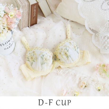 [^ԁFN0564711]yɍ炭AbT̂Ԃ~l߂āzlC𔎂u[ivAVJ[ăoCoBJ[ybgɍ炫ق鏬炵AbT̂悤ɁAԂJbvӂXgbv܂Ŕ~l߂fUCłB򊴂̂Ԃт͂܂ŕΔ̂悤ŁAԐcɂꂽ̃LLƂ߂AL[gȈۂ^Ă܂BJbvɂ͏Ԃ̃u[PC[WfUCvXA̎q炵͋CɁBTChɂ̓zCg̎hJłԂXgb`[X炢Aו܂ŐS䂩ACeɎdオ܂BAbT̉ԌtuDvu䂩v̂悤ɁA炩DӂiȃJ[WJɂȂĂ܂Bp^[wSide ShapeiTChVFCvjxTCh{[ƃ_upbhŗ]ȂTCh牟ƂVGbgɁBoXgɍo₷ÂmpۂɃnoăLCȃC܂Bȕɂ߂łeTCh̗]ȂCɂȂfReCɃ{[~yȒSnƈ芴z[h~idlE3/4JbvEC[ETCh{[ijEO\pbhtiЃJbve2jEpbhfށF|GXeisDzjEzbNF2i~3EXgbv߉\iOsj֘AACẽACe͈ȉ育mFBE64710 uW[iBECjE64711 uW[iDEEEFjE64712 uW[iGEHEIjE74710 m[}V[cE74711 [XV[cE74712 {V[cE74716 Tj^[E14710 XbvE34711 JbvtL~\[E24711 ^bvpcƖ̊֌WɂAۂFČꍇ܂B܂Ap\REX}[gtHȂǂ̊ɂA