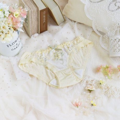 [^ԁFN0574716]yɍ炭AbT̂Ԃ~l߂āzlC𔎂u[ivAVJ[ăoCoBJ[ybgɍ炫ق鏬炵AbT̂悤ɁAԂӂɔ~l߂fUCłB򊴂̂Ԃт͂܂ŕΔ̂悤ŁAԐcɂꂽ̃LLƂ߂AL[gȈۂ^Ă܂Btgɂ͏Ԃ̃u[PC[WfUCvXA̎q炵͋CɁBAbT̉ԌtuDvu䂩v̂悤ɁA炩DӂiȃJ[WJɂȂĂ܂BACeEpRisa MaglĩTj^[V[ćAuW[ƃyAŃfUC肵Ă܂Bu[ȓłR[fBl[gyŗJTȋCHAPPYɁBȊ肢߂Ă͂܂B[fނgpAC̗ǂSnŃXgXt[ɂ܂BNb`̓JTJTƉȂɂA̗Ƃ₷hzgpĂ܂Bɂ̓[XgpA{gXւɂȂĂ܂BTCYMFqbv 87`95cmLFqbv 92`100cmidlEobNLkFENb`hzgp֘AACẽACe͈ȉ育mFBE64710 uW[iBECjE64711 uW[iDEEEFjE64712 uW[iGEHEIjE74710 m[}V[cE74711 [XV[cE74712 {V[cE74716 Tj^[E14710 XbvE34711 JbvtL~\[E24711 ^bvpcƖ̊֌WɂAۂFČꍇ܂B܂Ap\REX}[gtHȂǂ̊ɂA኱iƉ摜̃J[قȂꍇ܂B