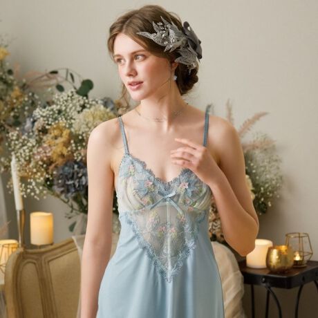 [^ԁFN0514720]ydȂ荇AxẢԁXzɍ炭AxÂԂC[WV[YłB[Xɂ̓tȃXeb`ő_ɕ`AxAƏԂhJāȀォ炨̃`[AbvP炤ƂŁAŝ@ׂȎdオɁBɃcC[h̖Ԗږ͗lقǂԂ̃AbvPd˂āALLƋPƃ|Cg̃J[OAԂӂƕoĂlq炵\Ă܂BJbvӂɂ͊􉽊w͗l𗧑̓IȃCP~@łقǂāAGKgȔɁBOgɂ͂̎hJ[XAobNX^Cɂ̓Xgb`[Xӂ񂾂ɂ炢A360xǂ猩Ălߍ񂾍؂ȃX^C܂BTChɂ̓XbgƃAbvPYāAтɂЂЂƗh鐞炵o܂BFWJ~̋Cɗnނ悤ȁA炩iȕ͋CoRNVłB̂ӂƂ܂ÂւƕςĂ܂悤ȃACeɂȂ܂悤ɁBN̔o yRisa Magli Reinei[kjzuh̐Eςy݂BACeEpgnׂ͂肪悢fނgpĂAƂC̗ǂSnłBLkApĂăXgXɂdlɂȂĂ܂BTCYMFoXg 79`87cmiF80cmjLFoXg 86`94cmiF80cmjidlEXgbv߉\iOsjEgn̐LkF聃֘AACẽACe͈ȉ育mFBE64720 uW[iBECjE64721 uW[iDEEEFjE64722 uW[iGEHjE74720 m[}V[cE74721 [XV[cE74724 TobNE74725 qbvnOE74726 Tj^[E14720 XbvƖ̊֌WɂAۂFČꍇ܂B܂Ap\R