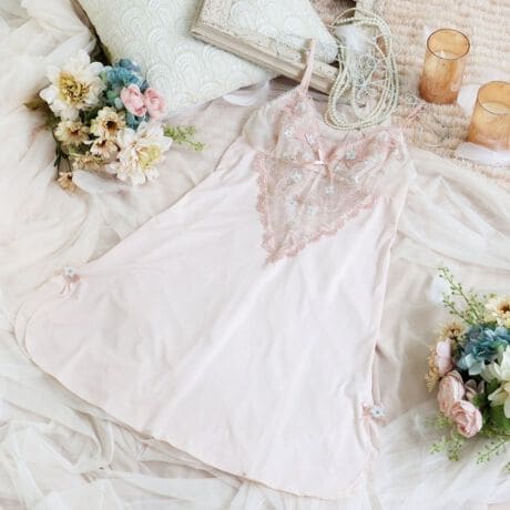 [^ԁFN0514720]ydȂ荇AxẢԁXzɍ炭AxÂԂC[WV[YłB[Xɂ̓tȃXeb`ő_ɕ`AxAƏԂhJāȀォ炨̃`[AbvP炤ƂŁAŝ@ׂȎdオɁBɃcC[h̖Ԗږ͗lقǂԂ̃AbvPd˂āALLƋPƃ|Cg̃J[OAԂӂƕoĂlq炵\Ă܂BJbvӂɂ͊􉽊w͗l𗧑̓IȃCP~@łقǂāAGKgȔɁBOgɂ͂̎hJ[XAobNX^Cɂ̓Xgb`[Xӂ񂾂ɂ炢A360xǂ猩Ălߍ񂾍؂ȃX^C܂BTChɂ̓XbgƃAbvPYāAтɂЂЂƗh鐞炵o܂BFWJ~̋Cɗnނ悤ȁA炩iȕ͋CoRNVłB̂ӂƂ܂ÂւƕςĂ܂悤ȃACeɂȂ܂悤ɁBN̔o yRisa Magli Reinei[kjzuh̐Eςy݂BACeEpgnׂ͂肪悢fނgpĂAƂC̗ǂSnłBLkApĂăXgXɂdlɂȂĂ܂BTCYMFoXg 79`87cmiF80cmjLFoXg 86`94cmiF80cmjidlEXgbv߉\iOsjEgn̐LkF聃֘AACẽACe͈ȉ育mFBE64720 uW[iBECjE64721 uW[iDEEEFjE64722 uW[iGEHjE74720 m[}V[cE74721 [XV[cE74724 TobNE74725 qbvnOE74726 Tj^[E14720 XbvƖ̊֌WɂAۂFČꍇ܂B܂Ap\R