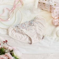 フローチェ ノーマルショーツ