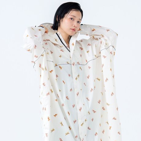 miԁFR-1122-201n]Ԓʊwʋ΂ɍœKI]Ԃɏ邱ƂlĊJꂽC|`傫߂ȃVGbgœ₷jpŎg郆jZbNXfUCŁAȏ璷g̒j܂ŕLp܂Bt@Xi[㕔܂ł΁A񌳂܂B͂EhHJ␅Hh͂EhHŉJ̓̎]ԂT|[gB߂̏Ȃ̂ŔGɂB͂ʂ͂gp͎gppxɂ菙XɒቺĂ܂BynzϐF10,000mmH2OqnFiC100@ʃ|E^R[eBOrynzϐF5,000mmH2OqnF|GXe100@TPU~l[gr]Ԓʋ΁Eʊwɕ֗ȋ@\ځEcott[hőỎJht[h̃coJ̓̎EۂS܂BẼTCYɂ킹Ē\ȃt[h@t[h𓪂ɃtBbgU莞̎E̎Ղh~܂BE̍bJK[h@̍b܂ŕbJo[Ŏ̔GɂsƗ₦h~܂BgȂƂ͑̓ɂ܂ĂΎזɂȂ܂BEԂ̑sŌ锽˃pCsO@wւ̃pCsOƃt[hɃtN^[{ĂԂ̎]ԂSłBE~t@Xi[̗p@ȃtBŃJo[͂H{~t@Xi[̗pAt@Xi[̐Zh~܂BEqڂ̐Zh~@nƐn̖D킹̌qڂ̐Zh߂ɁAV[e[v{Ă܂BgpɂȂOɐiɕtĂ邲gp̒ӂǂ݂B[Wpc. / _us[V[]uVȉ\𐶂ݏovX[K2004NɒahXeBbNuhBlXȐW̕ɎPƂւ̔ӎ𔭐M܂BĉJ̓̓KĂ炦鐻i͂܂B