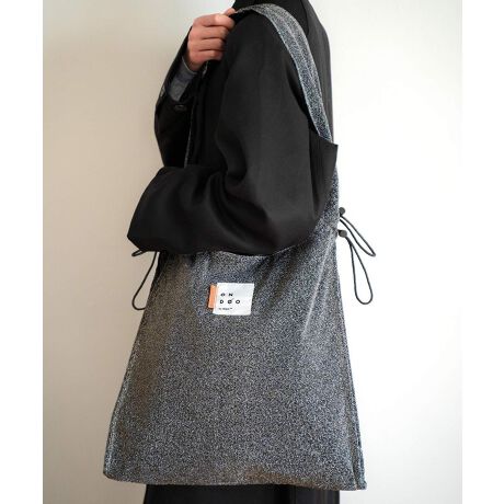 [^:NC004]D݂ɃAWI^bNJ[̃V[OhXgg[gobOキ̃V[Oƃ[hȃ^bNJ[͂̃g[gobOBobO̗TChɂh[R[hŎ̌`ς邱ƂłA̒₭Ɗ̒߂\łI̓̋CR[fBl[gɍ킹āAhXg𒲐Ăy݂܂SĐL΂AVvȃg[gobOƂĂgƂ\łBobO̒Sɂ̓|CgƂāuONDOOvSfUCĂ܂BɃ|PbgtĂׁAX}[gtHȂǂƎô[ĂƂł܂BVo[AO[AuEAubN̂SFWJŁAǂ̃J[nƂ̑QBׂȃlۂh߂AȈۂ^܂BR[fBl[g̃ANZgƂĎꂽȂg[gobOłIj킸AjZbNXƂĂg܂BgpɂȂOɐiɕtĂ邲gp̒ӂǂ݂B[ONDOO / Ih[]Warm your heart by 1.@́uǁvPグ悤BȂ₩Ɏ̕ACtX^C؂₩ɁAƍKɁA̎̋CグĂAȃACeĂ܂B