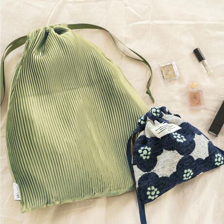 [^:W136]傫Ƒfނ̈قȂ2ނ̋В|[`ZbgSuD̖k̕fUCꂽВ|[`ƃTeD̃VvȖn̑傫В|[`Ƃ̃ZbgłBSTCYiSuDjFRX⏬̎[ȂǕigɂ߁Bnɂ͂H{Ă̂ŁAɂłBMTCYiTeDjFpi͂Asp̈ߗނ^I̎[܂ƂāBLтfނŌڈȏ̑eʂŎg₷łB2ނƂɐ@Ő􂦂܂BlbggpBgpɂȂOɐiɕtĂ邲gp̒ӂǂ݂B[Wpc. Patterns/ _us[V[p^[Y]SɁAA悤BP͂߂Ƃ郌CObYuhuWpc.vaAeLX^CfUCuhBWpc.̃CObYɍ̗pĂwJ̓łS₩ɁxƂzɒzIWifUCAX̕炵ɖ𗧂܂܂ȃACeɂ̂Ă͂܂BJ̓łȂA̓A܂̓BtďH~ 365 ACȂXʂȓ܂ŁBWpc. Patterns ́AeLX^CfUCʂāAlX̐S𐰂₩ɍʂ鐻iÂڎw܂B[Wpc. / _us[V[]TOPB i𑱂PuhBuVȉ\𐶂ݏovX[K2004NɒahXeBbNuhBlXȐW̕ɎPƂւ̔ӎ𔭐M܂BĉJ̓̓KĂ炦鐻i͂܂B