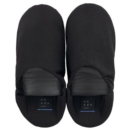 [^:NT012]2way^CṽRpNgɐ܂߂XbpŁAłǂłKɃRpNgɐ܂肽݂łXbpB̂܂ܗƂA𓥂ŗƂł2waydlŁAEyXłBƕ̃S肰Ȃ|CgƂȂAbNX^Cɉ߂fUCB@ł̐󂪉\ŁAɎgpł̂|CgBgpȂ̓RpNgɐ܂ŁAp̃bV|[`(c20~24cm)Ɏ[邱ƂłAƂĂ΂◷ł劈̃ACełB̍ۂ͐lbggpA̕ƕĐ󂵂ĂBY܂u܂̓܂͎gpȂłB@AC̎gp͂􂯂A`𐮂AĂBp̂߁AOł̎gp͂߂Bfޖ{́@|GXe100%nɂ͂H{Ă܂Ahł͂܂BdlE([)bV|[`tΉTCYMTCYF23`25cm@LTCYF25.5`27.5cmTCY͖ڈƂȂ܂By͂Hz̏i͐nɂ͂H{Ă邽߁A͂₷AɂłB͂ʂ͂gpgppxɂ菙XɒቺĂ܂BȂǎނɂĂ͎ɂ܂̂ŗ\߂BgpɂȂOɐiɕtĂ邲gp̒ӂǂ݂B[ONDOO / Ih[]Warm your heart by 1.@́uǁvPグ悤BȂ₩Ɏ̕ACtX^C؂₩ɁAƍKɁA̎̋CグĂAȃACeĂ܂B