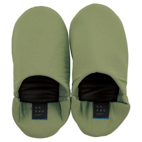 [^:NT012]2way^CṽRpNgɐ܂߂XbpŁAłǂłKɃRpNgɐ܂肽݂łXbpB̂܂ܗƂA𓥂ŗƂł2waydlŁAEyXłBƕ̃S肰Ȃ|CgƂȂAbNX^Cɉ߂fUCB@ł̐󂪉\ŁAɎgpł̂|CgBgpȂ̓RpNgɐ܂ŁAp̃bV|[`(c20~24cm)Ɏ[邱ƂłAƂĂ΂◷ł劈̃ACełB̍ۂ͐lbggpA̕ƕĐ󂵂ĂBY܂u܂̓܂͎gpȂłB@AC̎gp͂􂯂A`𐮂AĂBp̂߁AOł̎gp͂߂Bfޖ{́@|GXe100%nɂ͂H{Ă܂Ahł͂܂BdlE([)bV|[`tΉTCYMTCYF23`25cm@LTCYF25.5`27.5cmTCY͖ڈƂȂ܂By͂Hz̏i͐nɂ͂H{Ă邽߁A͂₷AɂłB͂ʂ͂gpgppxɂ菙XɒቺĂ܂BȂǎނɂĂ͎ɂ܂̂ŗ\߂BgpɂȂOɐiɕtĂ邲gp̒ӂǂ݂B[ONDOO / Ih[]Warm your heart by 1.@́uǁvPグ悤BȂ₩Ɏ̕ACtX^C؂₩ɁAƍKɁA̎̋CグĂAȃACeĂ܂B