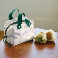 【Wpc.】簡易保冷・保温ポーチ おにぎりポーチ コンパクト かわいい 小さく畳める