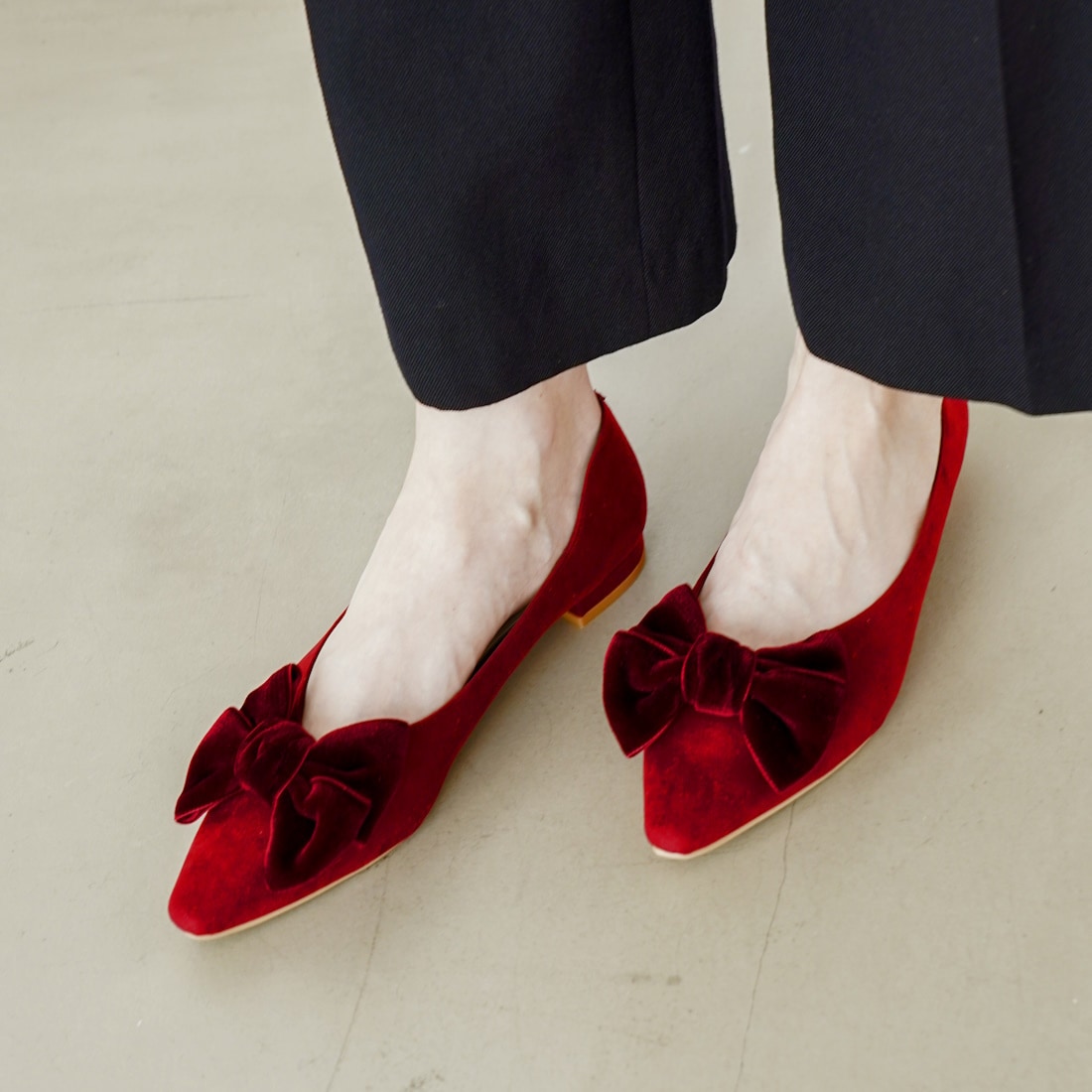 25秋冬新カラー】サイドカットフラットパンプス(0492) | ラウナレア