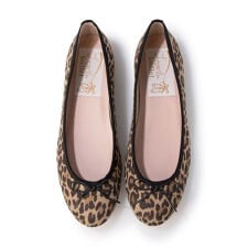 ラウナレア(Launa lea)のラウンドトゥバレエシューズ(B1102A)