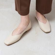 【柔らかシリーズ！】通勤にも♪　スクエアトゥフラットパンプス(0558)