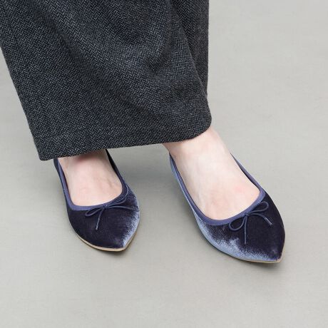 [^:B4613A]|CebhgDoGV[Y(B4613A)H~R[fɉ؂YAioGV[YBɋGߊƂ炩ȏ炵vXĂ܂B킸1cm̃q[̓tbgoŕ₷ANbṼ\[ŔɂpcɂXJ[gɂ킹₷Aʋ΂x̂o܂ŊH~̂ꂢ߃JWAʂꑫłBu[O[ZF[݂̂jAXJ[ŁAmIŃVbNȑɃsNZFh肷Ȃقǂ悢rrbgiȊÂvXx[WZ/CFVvȃR[fɍ킹₷cC[hfށyPOINTzElC̃oGV[YV[YH~炵fUCoED]̂ӂӂ\[͗SnEGߊCɏo閜\ACeE炵̒ɂǂl̗▭ȃoX