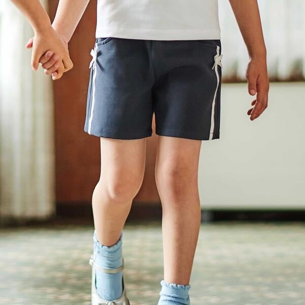 パンツ andwang Baby office belt short pants ダブルクロスサイドラインショートパンツ(90~160cm) | ベベ(BeBe