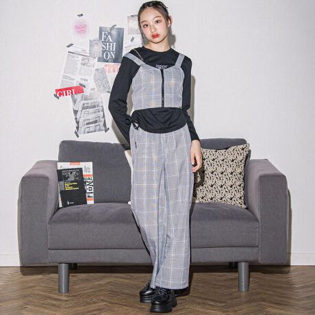 [^ԁF1222-77023]-2025AW-gɃgLL&#9825;̃MZbgAbvIfUCrX`F~Opc̃RŕAX^CAbv_邨ꃏUBV[ÕobNX^CŁApĂʂȂL[g&#9825;uhS̃sXl[ƌfBe[ŁAghLb`BubNx[X̃VbNȃJ[́AMMIXɂÂ߃R[fɂ]TŃn}閜\g[IVA[Ci[Vcd˂΃ghAbvApcTVc킹ŃJWAɁBrX`F̓sɏd˂ĕ͋C`FWłāACwsfC[܂ő劈If/@\Ƃ|GXe100fނAԂ̂łCwsɂKBVɂȂɂāAړobOɓĂSȂ̂ꂵ&#9825;y₩ȒSnȂ̂ɁAڂ͂ꂢ߂őlۂL}B₷̂Ɏʐ^f邩AANeBuȗ\̓ɂ҂IۂX^CODGfނŁAV[Y킸񒅉񂹂邨߃ZbgB|Pbg聦EGXgAWX^[StłB2025H~ACeyZIDDY(WfB[)z~teen Lady~fB[XghꂽN[ł҂iȃX^CāB