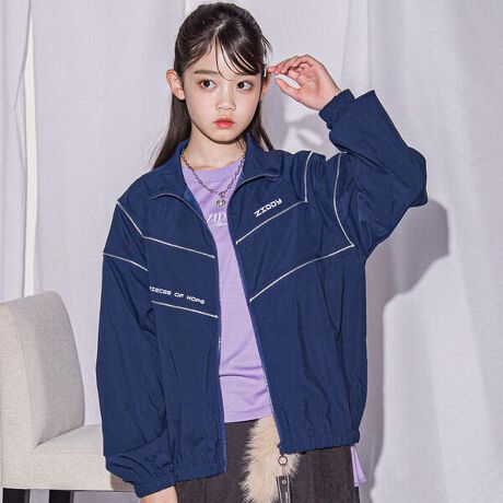 [^ԁF1225-77026]-2025AW-CwsیAM̖`u]fUCۂX|[eB[ȃWPbǵAڂ䂭Vo[Cő݊ocOIlCr[x[XłǂȃR[fɂ킹₷̂ɁALbƂpCsOƃMBgOłtCg^OthAĂ邾ŃIVUP&#9825;VvǑ݊āAR[fɂ肰ȂXpCXBigCws܂ŁAǂȃV[IVɃL}ꒅIt@Xi[΃gbvX邵ATVc⃏s̉HDɂN炵gChŁAgƃghMIXႨIf/@\yďvȃGXecCi|GXe100jfނgĂ邩A񓮂܂ĂVɂȂɂĂyBcbƂ\ʊƂقǂ悢n|CgŁAHt`ƎgI悯肵ĂāAĂ&#9825;TCh|PbgĂāAƓĕ֗Bɕ֗ȃTCh|PbgtŁA̎[ob`BwZ╁îoɑ劈􂵂ĂAWPbgIR[fBl[g1225-77026FWPbg1235-77016FTVc1229-77019Fpc|PbgB2025H~ACeyZIDDY(WfB[)z~teen Lady~fB[XghꂽN[ł҂iȃX^CāB