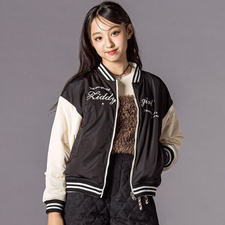 [^ԁF1225-78106]-25AW-1ŖIVAwZVтAE^[fUC\͌y₩ȃGXe^t^ŃX^W炵JWAA̓[gt[Xłӂ̑݊Bo[VudlV[CŃKbƕ͋Cς܂BAC{[~ԒiItzCgj̃g킢zFƁAubN~AC{[̃N[ȃM|CgBgɂe[v肰ȂANZgɂȂāAwZłڂȂꂽX^CɁBVѐSfUCŁAVvR[fɂfꖇłBf/@\ϋv̂T/CтŁA|GXeƖȂoX悭uhăfC[ɒ₷fފBu̐Lkhイ̃fBe[@ׂŁAVѐSvXĂ܂B̃[gt[X͂ӂƂAH~̂łCwsɂ҂Bo[Vudl璅܂킵͂QŁA莝̃R[fɍ킹邾ŏ{̃MۃX^C܂B\ɍE|PbgtłB25H~ACeyZIDDY(WfB[)z~teen Lady~fB[XghꂽN[ł҂iȃX^CāB