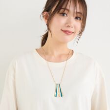 アンティーク風パーツ付きゴールド調ネックレス