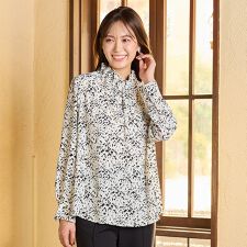 【手洗いOK・吸水・速乾・接触冷感】ギャザー・ハイネックブラウス