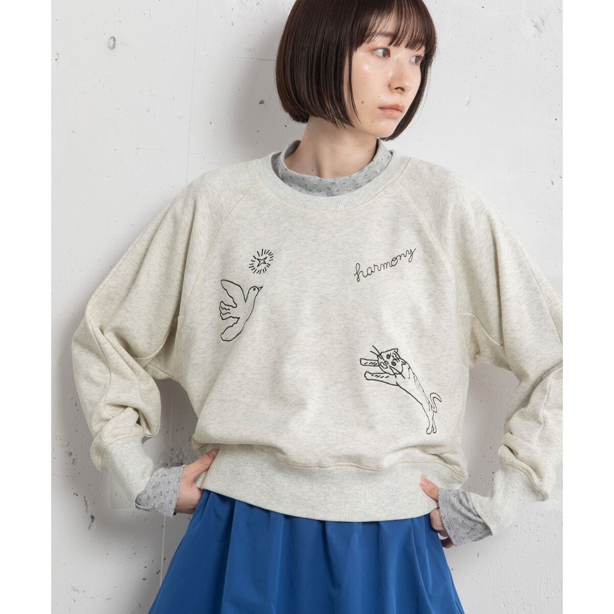 スーベニア刺繍クロップドスウェット | プードゥドゥ(POU DOU DOU