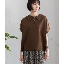 並びボタン衿付きトップス