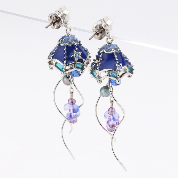 ANNA SUI クラゲ ピアス-