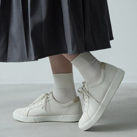 yLCFXj[J[uɂ₳Xj[J[vzEɂ₳@\EIWǐC^݌v@䑤ɂƂIWǐC^݌vőT|[gBĚ^T|[g~@̌^̃T|[g~͑A[`ւ̃tBbgǋBE炩݌v@C̓ɂ̓X|WW[Wfނ̗pB̂炩ǋBEECYF3EE~ɏL@MOFF̗pBEO\ȗ̊̂钆~BK}bgɂgpNbVƑȂ݂̗ǂTPEfނ̗pBEȕȂ₷݌vBAE^[\[ɂ͔̂E.V.A.fނ̗pAX[YȕsT|[gBEyʐ݌viЊjEC̓̃ST|[^[̂悤ɑƌC̃tBbg߂邱ƂŁA̕SɔzBEC̕\ʂɂ͂炩lHv̗pA̗ǂSnǋBEC̓̓TCNޗ̗pAɔzB@(TCN|GXe1.00%BGRSF؎擾)