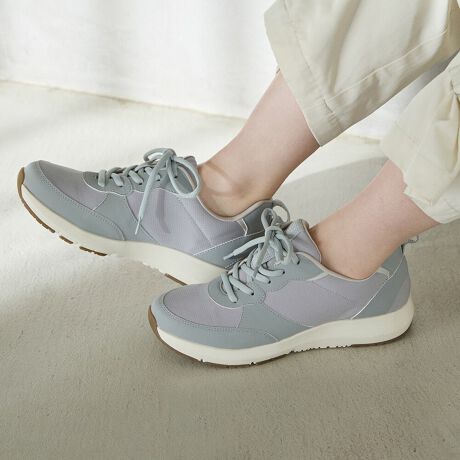 [^:AO-10263]yJWAXj[J[uɂ₳Xj[J[vzEɂ₳@\B1. IWǐC^݌v@䑤ɂƂIWǐC^݌vőT|[gB2. ̌^T|[g~@̌^̃T|[g~͑A[`ւ̃tBbgǋB@O\ŁA炩ANbV̗ǂfނ̗pB3. 炩݌v@C̓ɂ̓X|WW[Wfނ̗pB̂炩ǋBEECYF3EE~̂ܐ无ɏL@MOFF̗pBEȕȂ₷݌vBAE^[\[ɂ͔̂E.V.A.fނ̗pAX[YȕsT|[gBEC̓̍@ۂɃTCNfނ̗pAɔzB