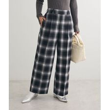 あったかきれシル柄 ワイドストレートパンツ