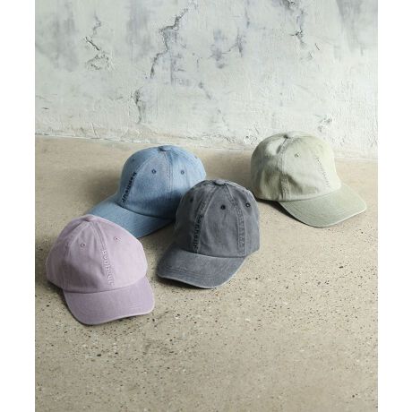 [^ԁF06000318400]EHbV悤ȃBe[ŴJ[͓IȃLbvBcɓShJGbW̌ANZgvX܂BobÑAWX^[ŃTCY߂ł̂|CgBJWAȃX^COɂ͂AtF~jR[fBl[g̊OACeƂĂ߂łBfp摜́A̓ŐFČꍇ܂Bg̃j^[ɂďi̐FČꍇ܂B