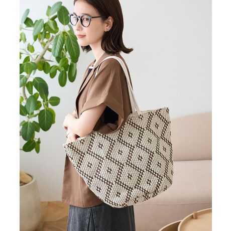 [^ԁF06000803800]_Cp^[ڂ䂭g[gobOBC|Pbg͓V}Olbgdlő傫JAו̏oX[YłB|PbgtŏłAƂ}`Ōڈȏ̎[͓͂IBR[fBl[g̃ANZgƂĂ􂷂邨߂̃ACełBfp摜́A̓ŐFČꍇ܂Bg̃j^[ɂďi̐FČꍇ܂B