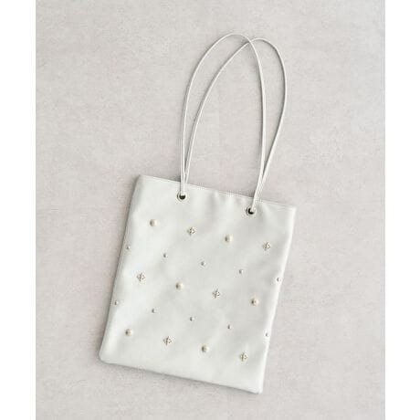 [^ԁF06000764300]OňقȂ郂`[tX^bYg[gobOBJ[ÕtFCNU[ؚȎ肪iȃX^CO㉟܂BA4TCYXNGAtHŎgQBX^CbVȃfUCŁA̒ʋ΂ʊwɏĂ邨߃ACełBfp摜́A̓ŐFČꍇ܂Bg̃j^[ɂďi̐FČꍇ܂B