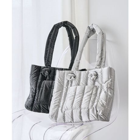 [^ԁF06000983300]VCj[ȃLeBOfނڂ䂭obOBC|Pbg͓V}Olbgdlő傫JAו̏o₷fUCłBO|Pbgɉ⌮TbƎo₷|PbgtŎgQBR[fBl[g̃ANZgƂĂ􂷂邨߂̃ACełBfp摜́A̓ŐFČꍇ܂Bg̃j^[ɂďi̐FČꍇ܂B