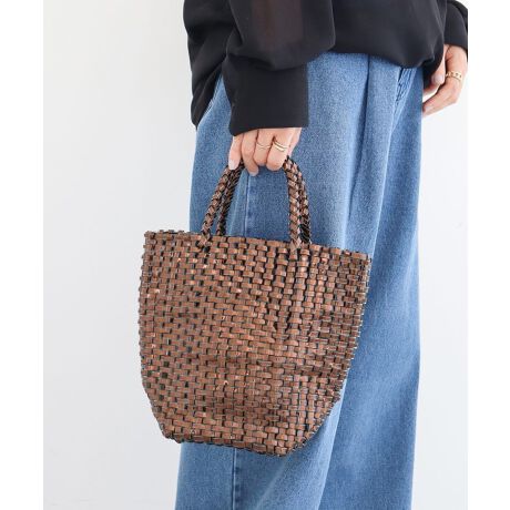 [^ԁF06001007600]򊴂͓IɈەtVCj[u[hg[gobOB~j}ȃtH̃VvȎdlŃtɍ킹ĂЂƕiłB܂őbV̕҂ݖ͗l葶݊ՂɉoBig͂A][gV[ɂf邨߂̃ACełBfp摜́A̓ŐFČꍇ܂Bg̃j^[ɂďi̐FČꍇ܂B