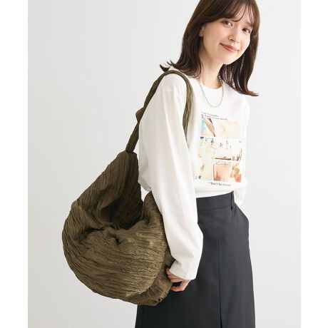 [^ԁF06000978500]yʑfނŎdグӂ{[̂tHۓIȃV_[obOBgĥO^̃ChȃTCYŃJWAɍ킹ĂЂƕiłBu₩ȕ\̃v[cfUC͓IȃfUC|CgBR[fBl[g̃ANZgƂĂd󂷂ėp̍ACełBfp摜́A̓ŐFČꍇ܂Bg̃j^[ɂďi̐FČꍇ܂B