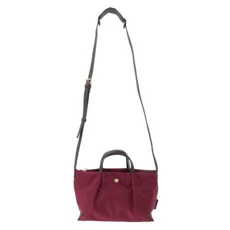 [^ԁF06001006900]H{C[W[PAfނ̃V_[obOBtFCNU[gݍ킹邱ƂŕiǂdグigɍœKȃfUCłB^bNANZg{RpNgȃtHŌobhtV_[̌ygp|CgBCƂĂ͂ATuobOhĂxǂ߂̃ACełBfp摜́A̓ŐFČꍇ܂Bg̃j^[ɂďi̐FČꍇ܂B