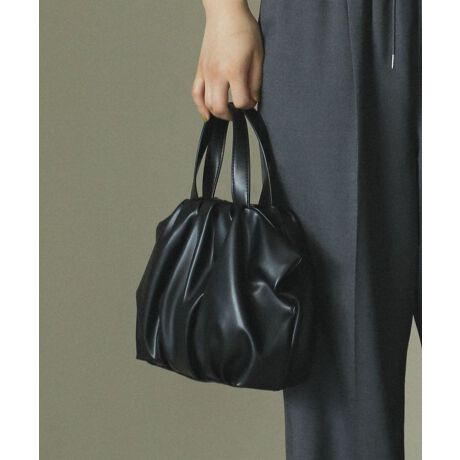 [^ԁF06000897100]^bNH{NVƂfފȃ{XgobOBOoxgtŃV_[obOƂĂg2WAYdl͓IłBV[Y[h܂VbNȃJ[WJɂځB|Pbgtŏ[oAgQȂ߂̃ACełBfp摜́A̓ŐFČꍇ܂Bg̃j^[ɂďi̐FČꍇ܂B