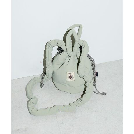 [^ԁF06001105900]pfbhdľyʎdグŃJWAɍ킹~jV_[obOBRpNgȃTCWOŎ܂ŒȎdlɂ\tgȃtHIłBV_[hXgōiꂽ{̃MU[AW\ɁBƂoAW[V[܂ŕL킹Ă邨߂̃ACełBfp摜́A̓ŐFČꍇ܂Bg̃j^[ɂďi̐FČꍇ܂B