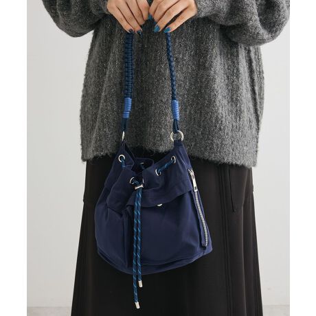 [^ԁF06000912200]gh̃pR[hnh͓Iȃ}`WAYfUCobOBX|[eB[ȃhXgR[hŃLbƍiꂽВ^̏{ȃtH|CgłBV_[xggpɉAwDJɎt邱ƂŃbNƂĂByʃiCfނŃW[◷sɂ߂g̗ǂACełBfp摜́A̓ŐFČꍇ܂Bg̃j^[ɂďi̐FČꍇ܂B