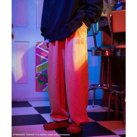 [^ԁF06001192400]炩ȎG肪Sn悢tFCNXEF[hnŎdĂNetflixV[YuXgW[EVOX m̐E v~uMINNETONKAvfUCpcBEGXgS̃XEFbgCNȂƂ肠VGbgŃ^E[XɍœK1{łBhXgR[htŐlC̃oɃAW\Bi̒oꂵCȂ`[thJ̃|CgłB[Ȃ]ň[][Ȃ]Lk[]n[Ȃ]|Pbg[]fp摜́A̓ŐFČꍇ܂Bg̃j^[ɂďi̐FČꍇ܂B