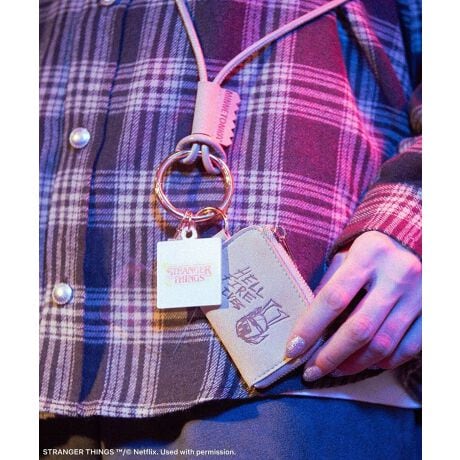 [^ԁF06001196400]U[R[hX^CbVNetflixV[YuXgW[EVOX m̐E v~uMINNETONKAvoCXgbvBXgW[VOX̃ACR^O⃂`[t̃|[`tghЂƕiłBZ^[OŎOȒPɏoARɃAWô|CgB~lgJȂł͂̏㎿tFCNU[gڂłBfp摜́A̓ŐFČꍇ܂Bg̃j^[ɂďi̐FČꍇ܂B